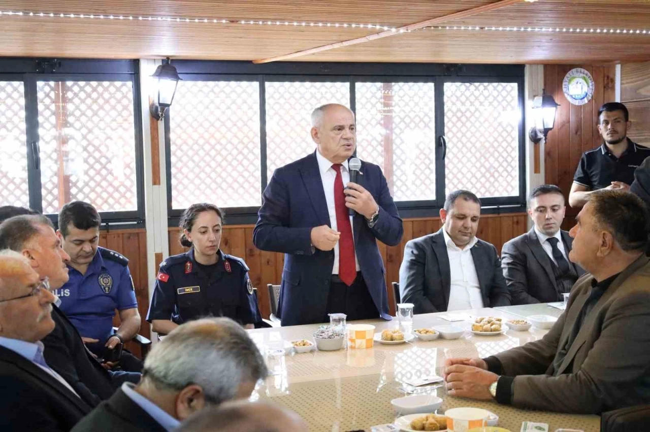 Yahyalı&rsquo;da bayramlaşma t&ouml;reni d&uuml;zenlendi

