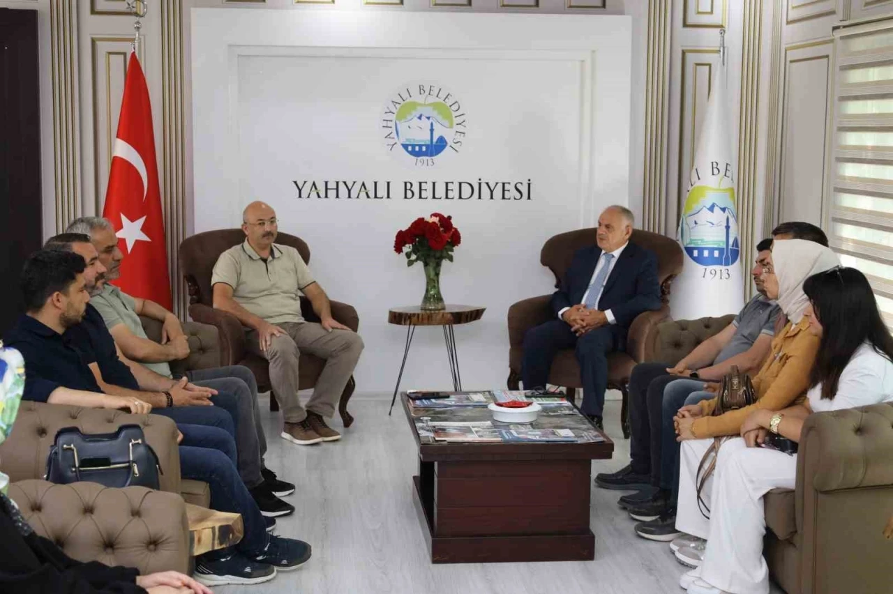 Yahyalı’da eğitime büyük destek
