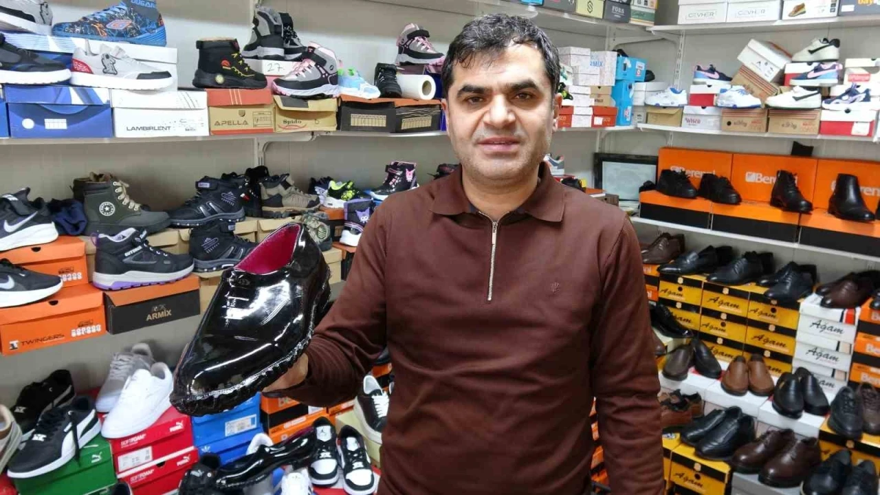 Yaklaşık 95 yıl &ouml;nce &uuml;retimine başlanan "kara lastik" ilgi g&ouml;rmeye devam ediyor
