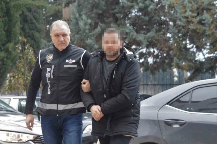 Yalova Belediyesindeki "yolsuzluk" davasında sanıklara ceza yağdı