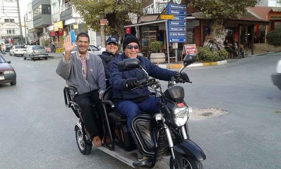 Yalova’da çöp evde yangın: 2 ölü, 1 ağır yaralı
