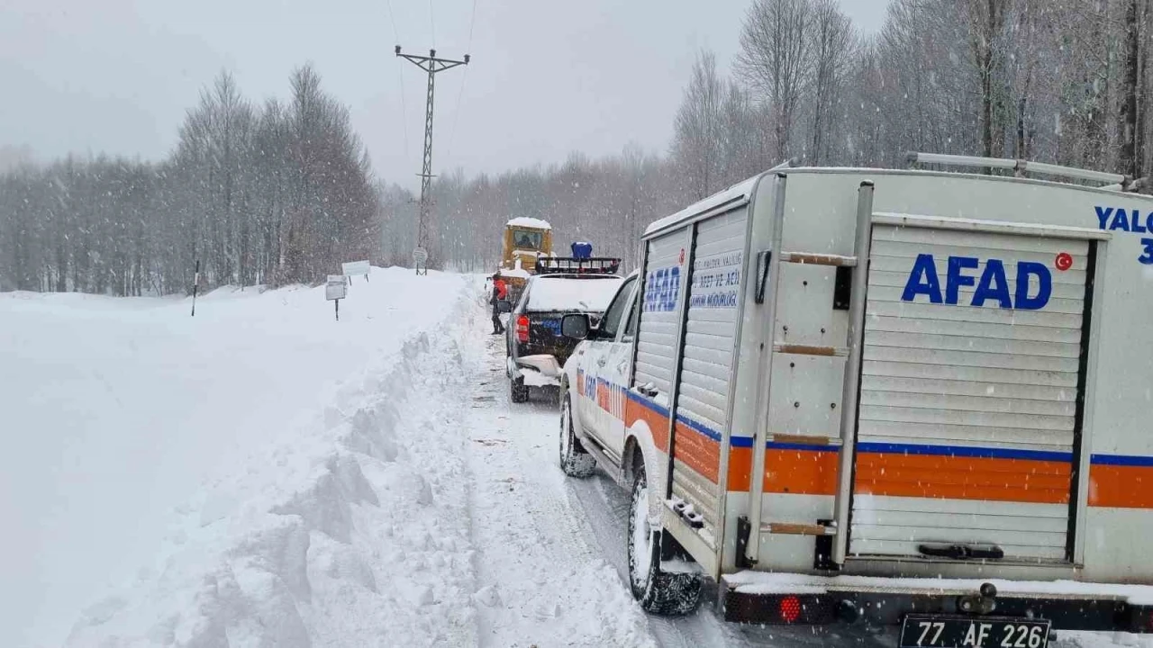 Yalova&rsquo;da yaylada mahsur kalan 5 kişi kurtarıldı
