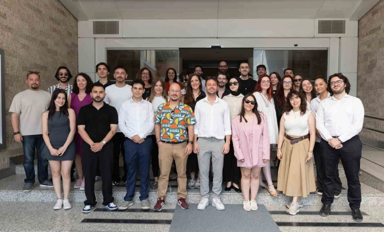 Yangında öncü araç, yaralıya uçan İHA
