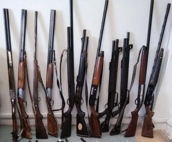 Yasa dışı avcılıkta kullanılan 30 t&uuml;fek satışa &ccedil;ıkarılıyor
