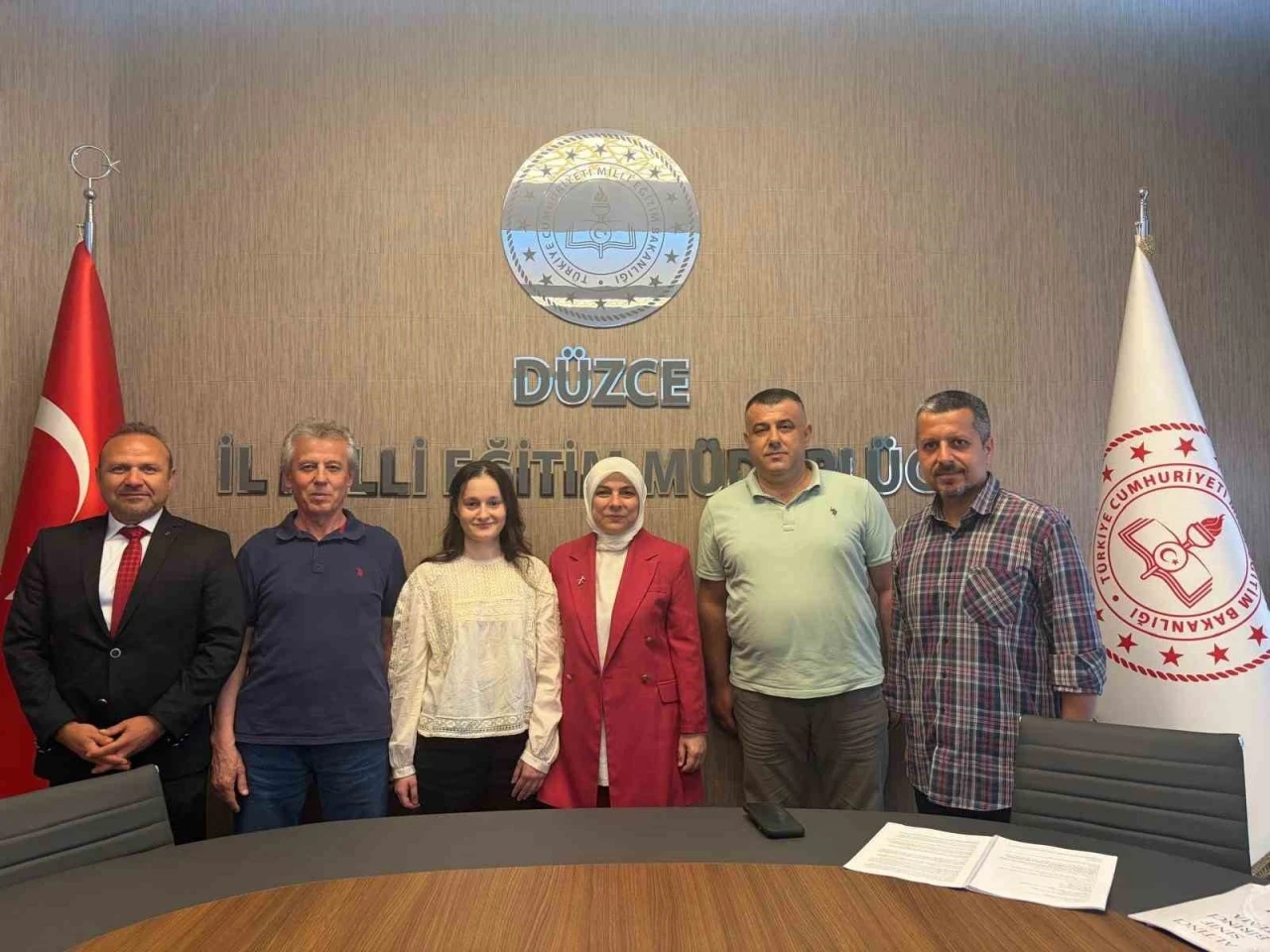 Yaşayan diller ve lehçeler komisyonu toplandı
