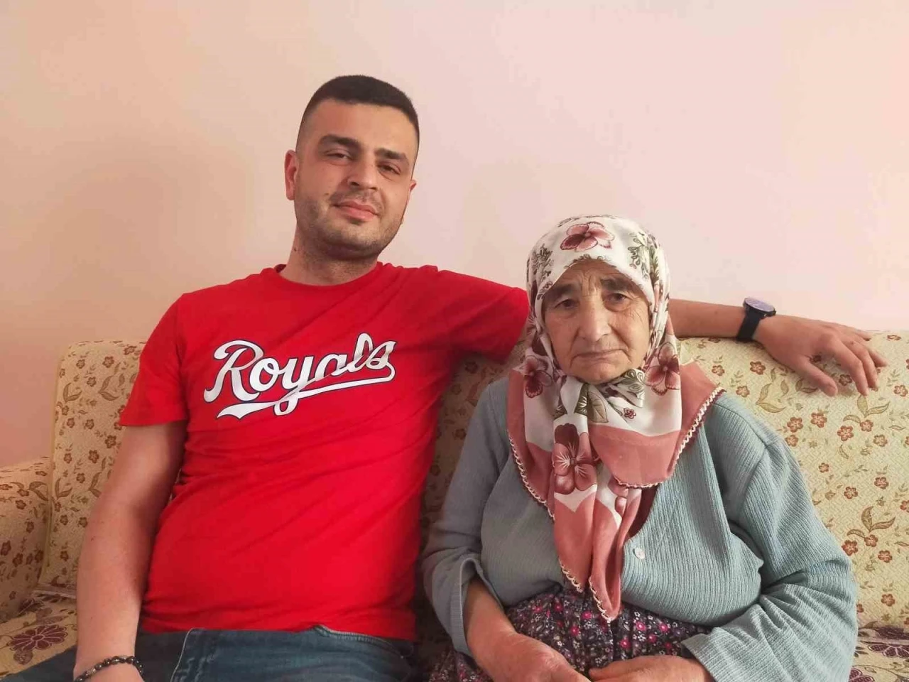 Yaşlı Kadının 30 Yıllık Birikimi Çalındı