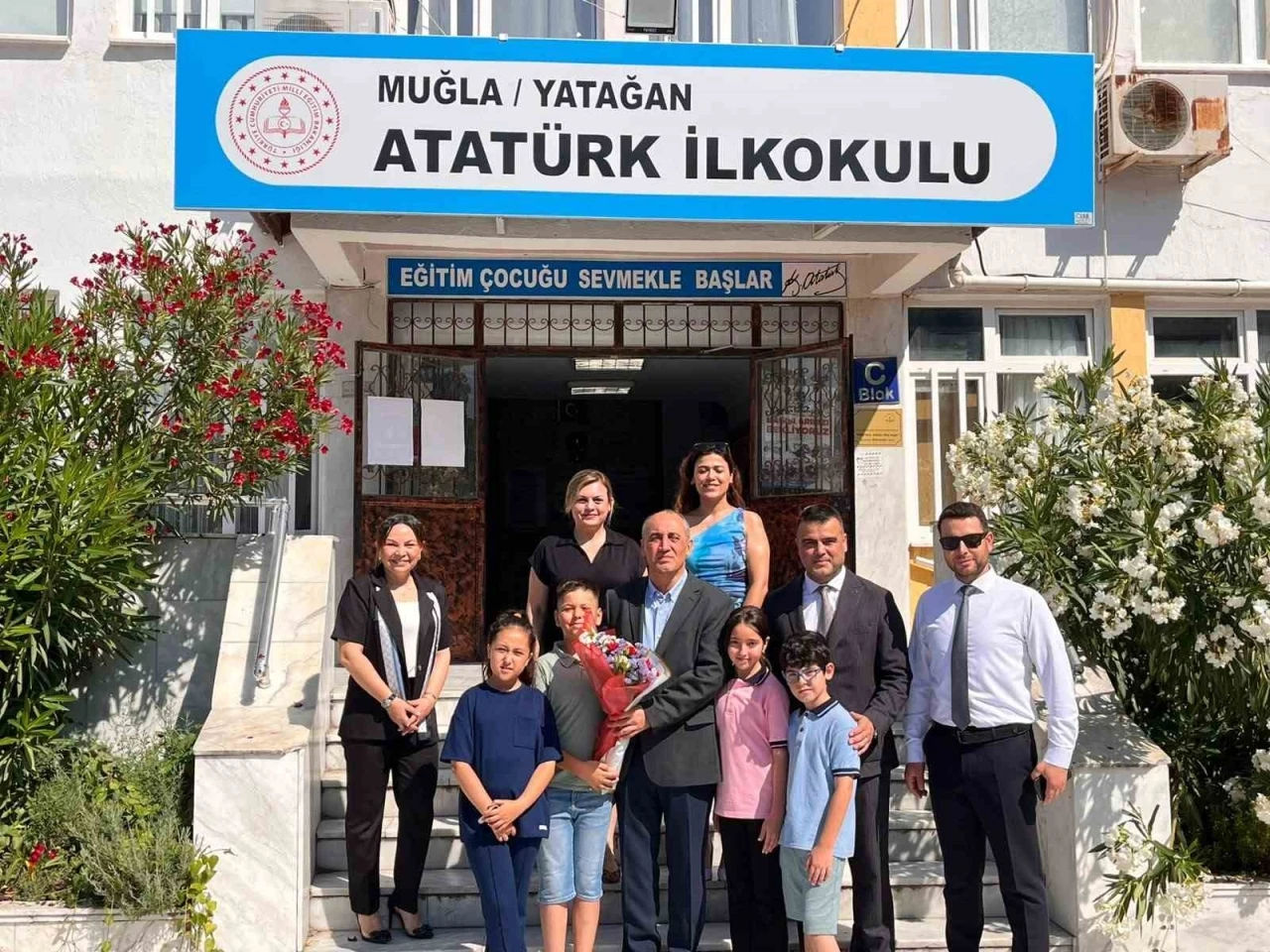 Yatağan&rsquo;daki okullarda karne heyecanı yaşandı
