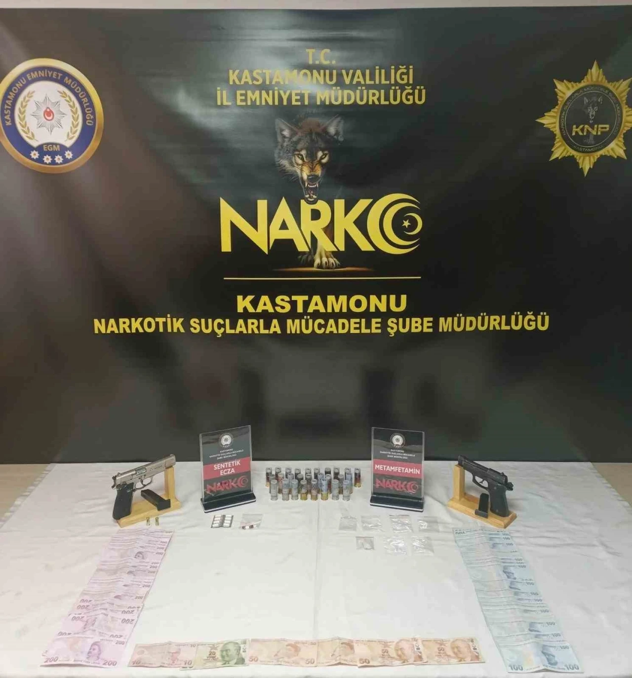 Yatağın altına uyuşturucuyla yakalanan sanığa 18 yıl 9 ay hapis cezası
