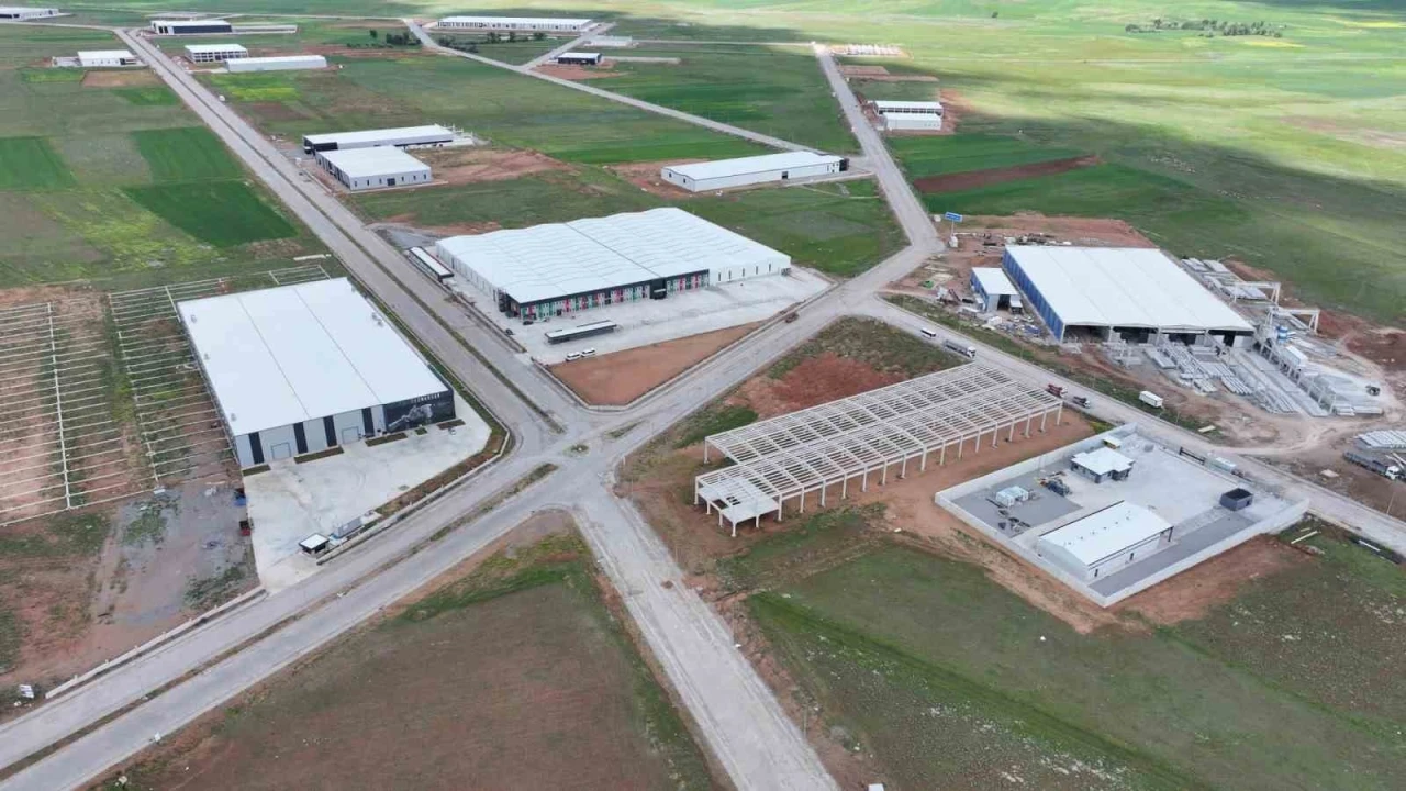 Yatırımın yeni rotasında 12 fabrika üretime geçti, 37 fabrikanın inşaatı sürüyor
