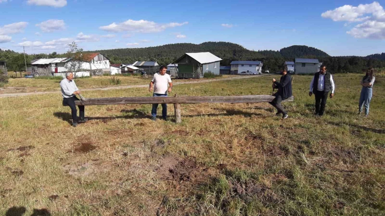Yaylada unutulmaya yüz tutmuş eğlence: &quot;Cıngırdak&quot;
