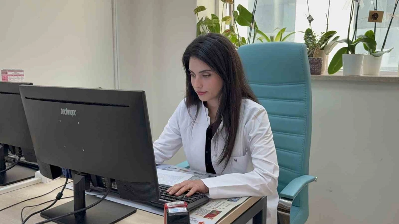 Yaz aylarında kalın giyinmek &quot;pişik&quot; riskini artırıyor
