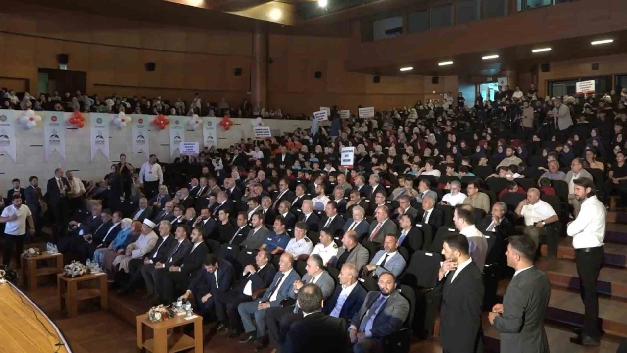 Yaz Kur&rsquo;an kursları a&ccedil;ılışı Bursa&rsquo;dan yapıldı
