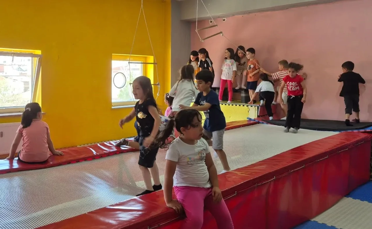 Yaz Kur&rsquo;an kurslarında eğitim sosyal ve sportif faaliyetlerle destekleniyor

