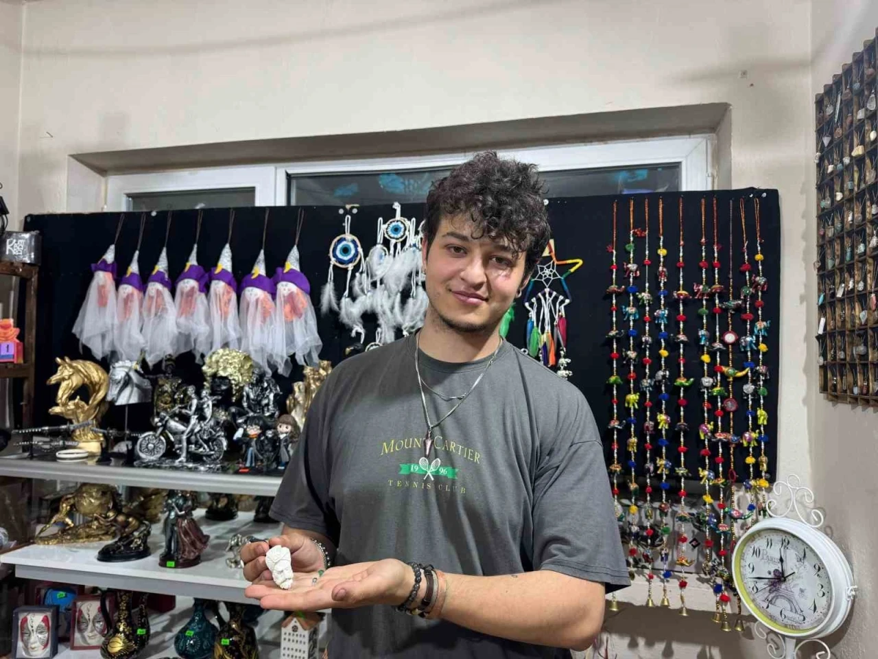 Yaz mevsimi ile birlikte Eskişehir lületaşına turistlerin ilgisi arttı
