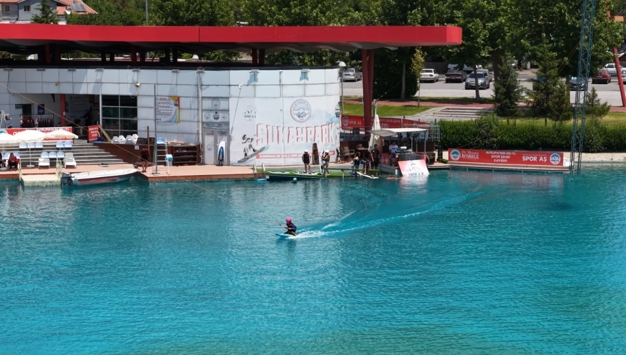 Yaz Spor Okulları&rsquo;nda 10 bin 500 &ccedil;ocuk sporla buluştu
