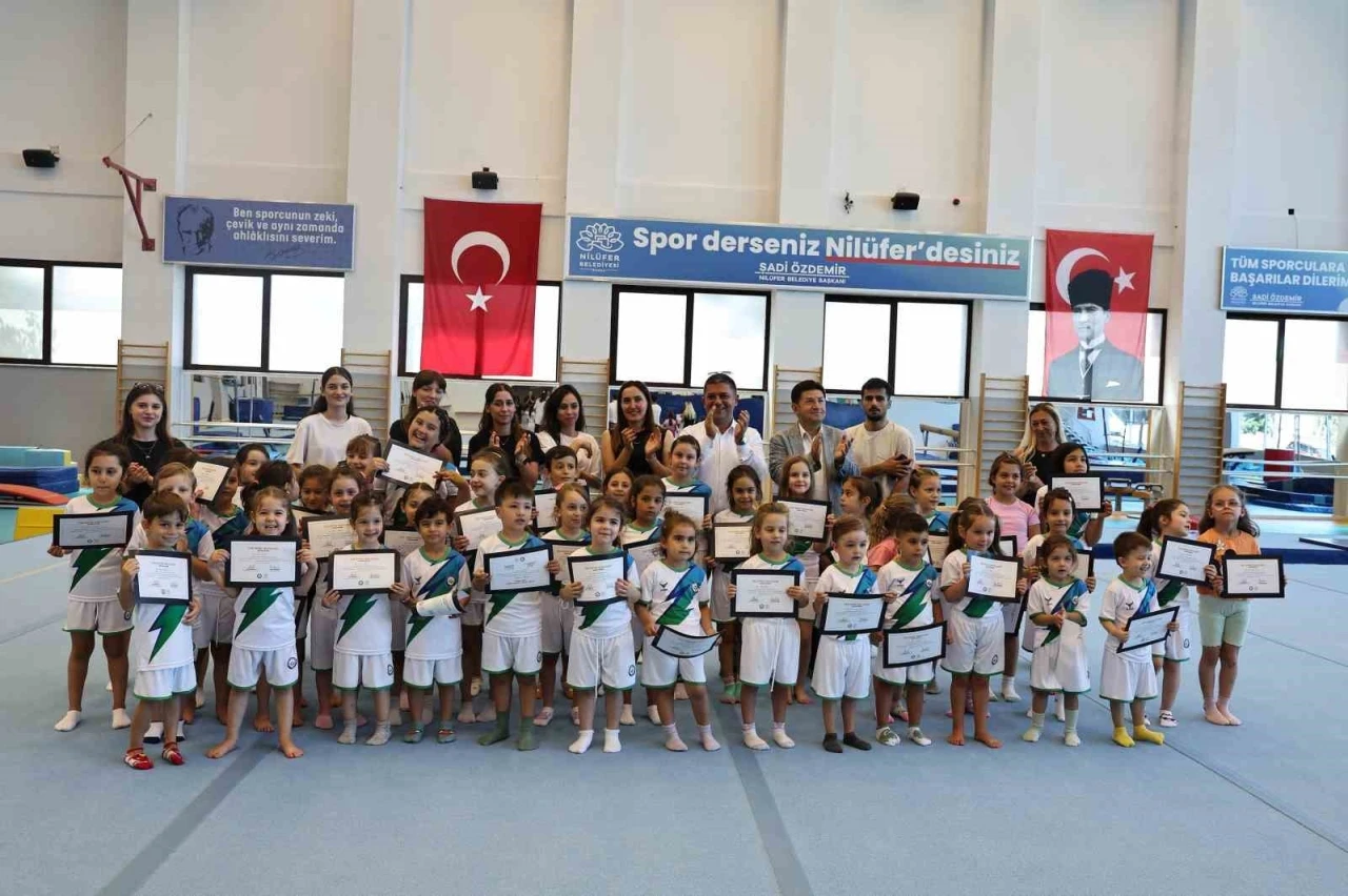 Yaz Spor Okulları&rsquo;nda ilk d&ouml;nem tamamlandı
