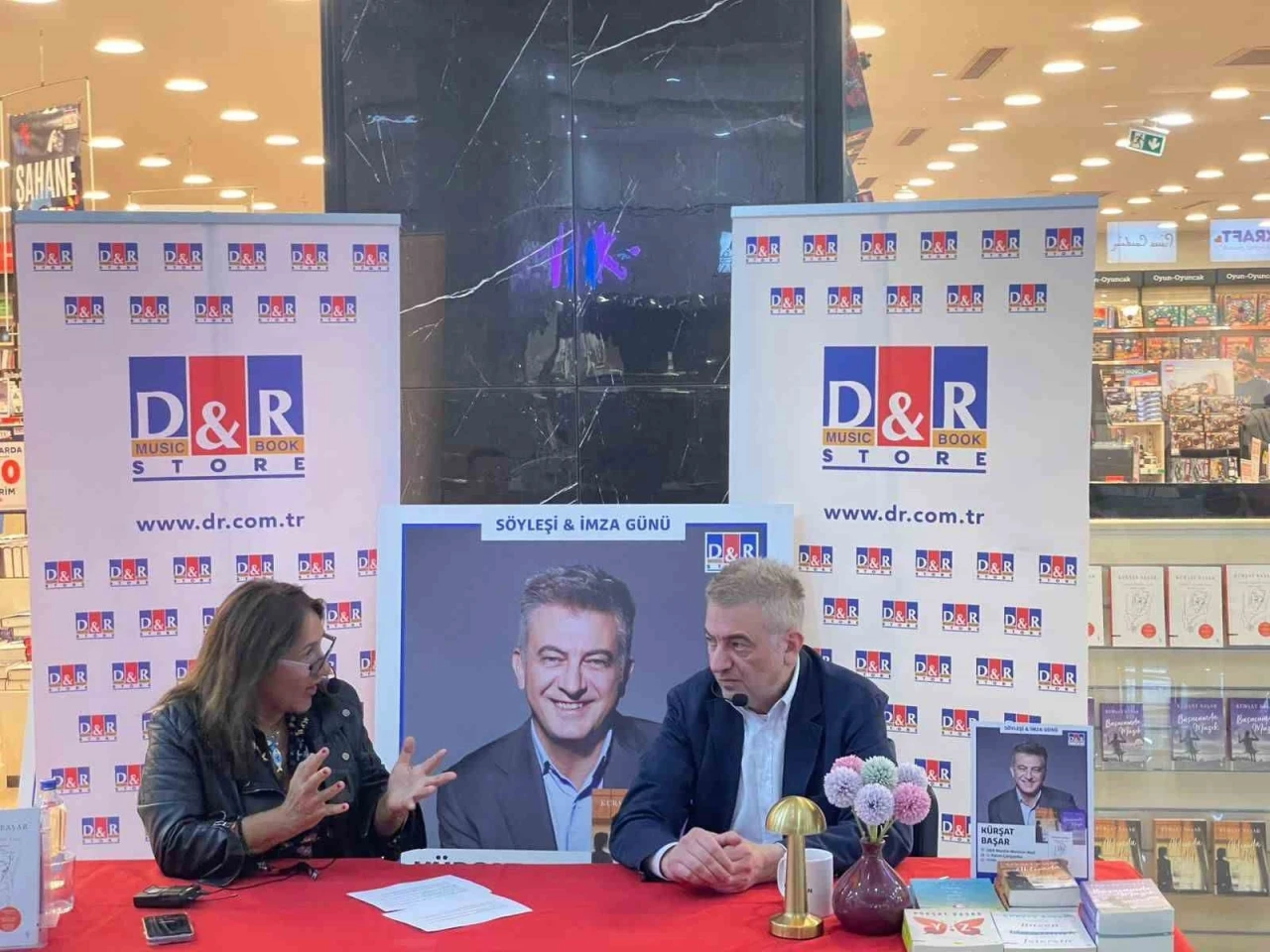 Yazarlar Mardian Mall ile okurlarıyla buluşmaya devam ediyor
