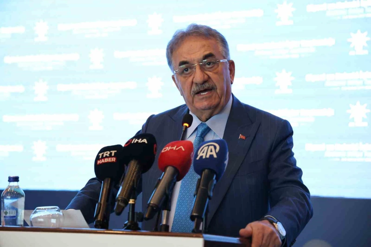 Yazıcı: "Yeni anayasa, referandumla hayat bulacaktır"
