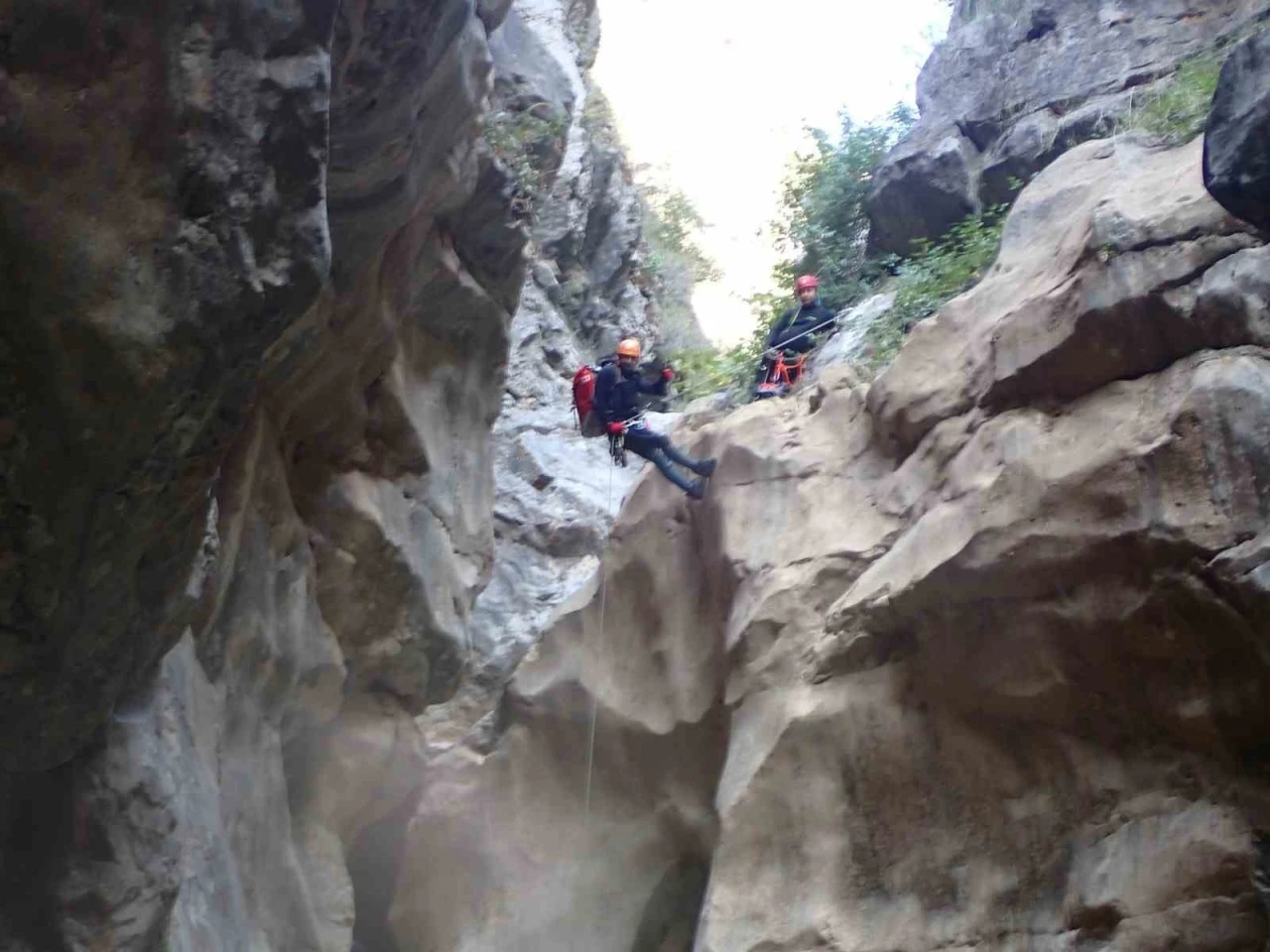 Yazılı Kanyon’da suda kaybolan 19 yaşındaki üniversiteli gencin cansız bedenine ulaşıldı
