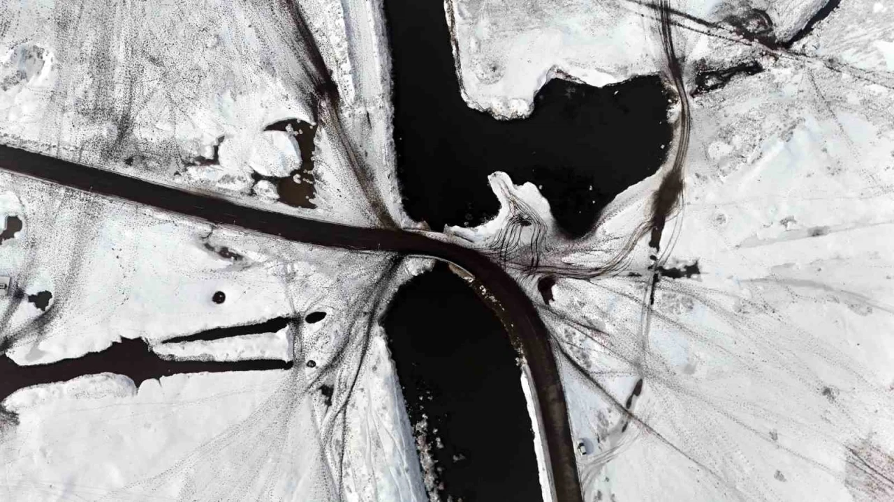 Yazın safari kışın buz pisti
