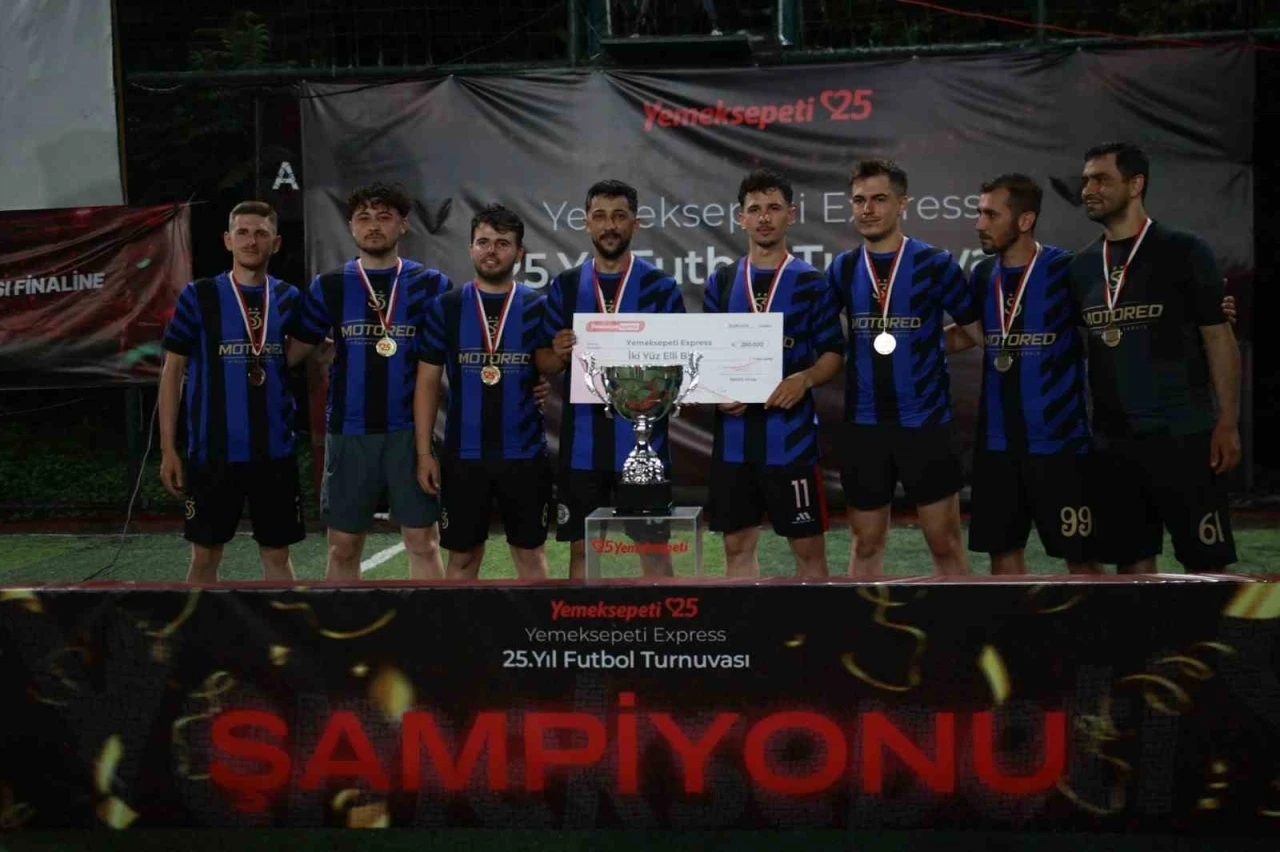 Yemeksepeti Express 25. Yıl Futbol Turnuvası&rsquo;nın şampiyonu belli oldu
