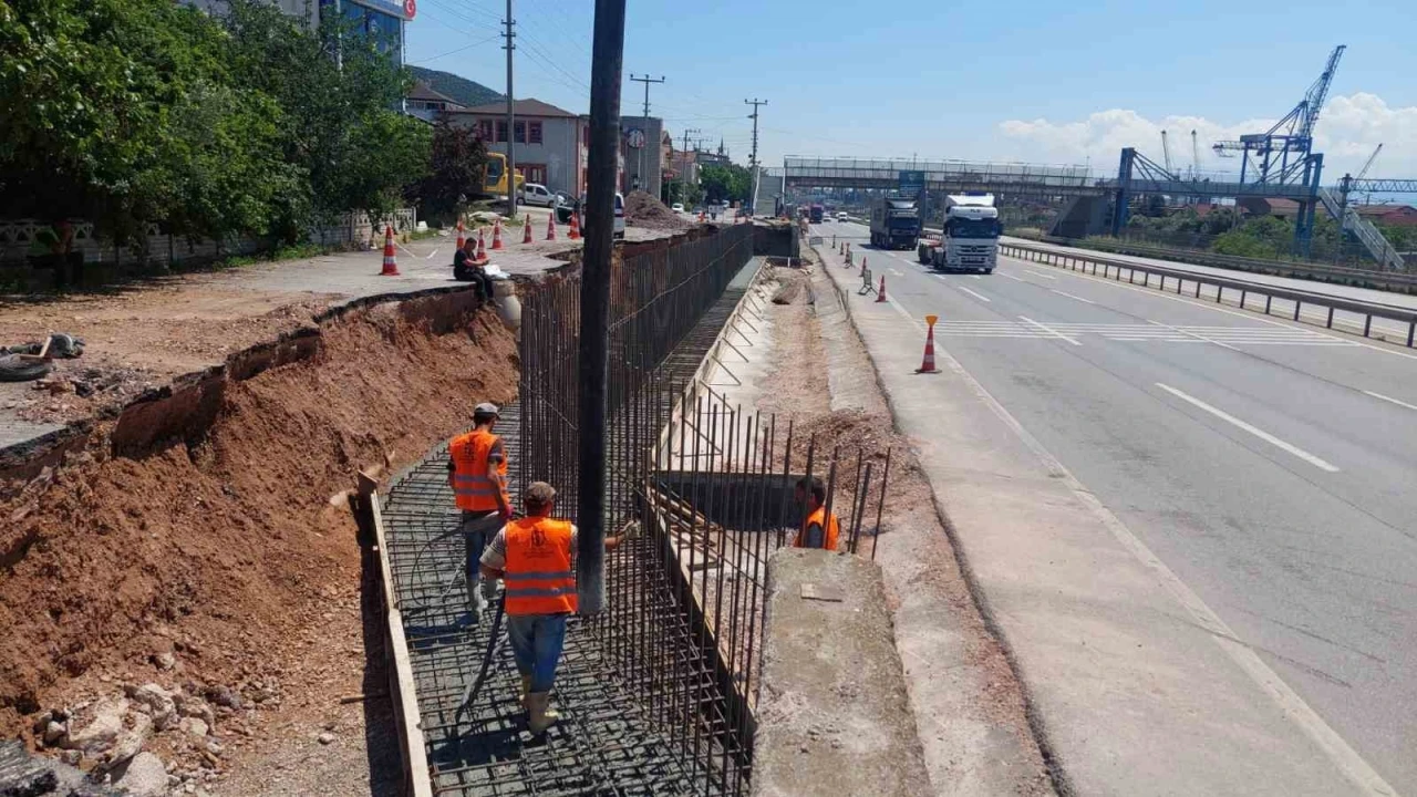 Yeni durak cebiyle Kirazlıyalı’da trafik nefes alacak
