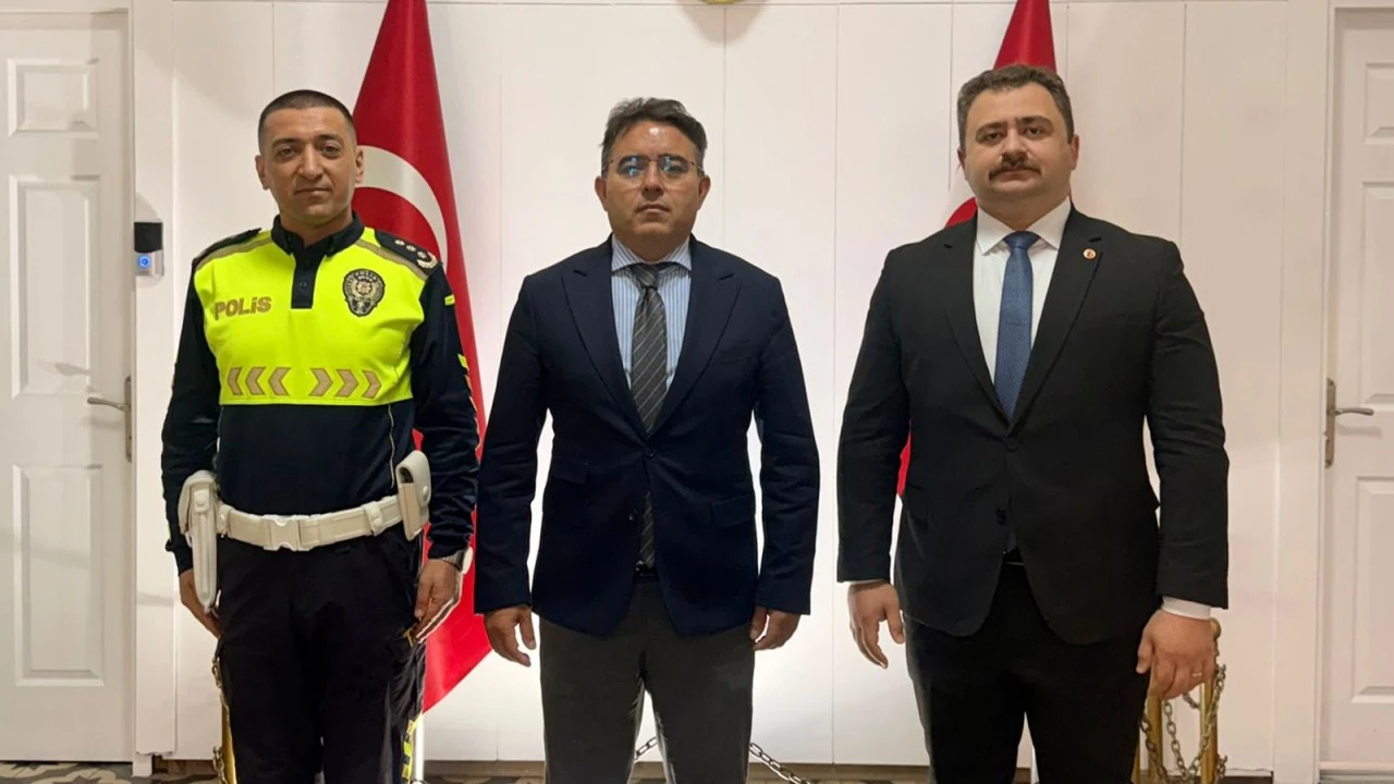 YENİ İL&Ccedil;E EMNİYET M&Uuml;D&Uuml;R&Uuml; KARAMAN, KAYMAKAM KAYA&rsquo;YA ZİYARET
