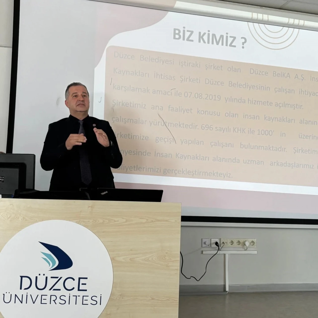 Yerel yönetimden gençlere kariyer desteği
