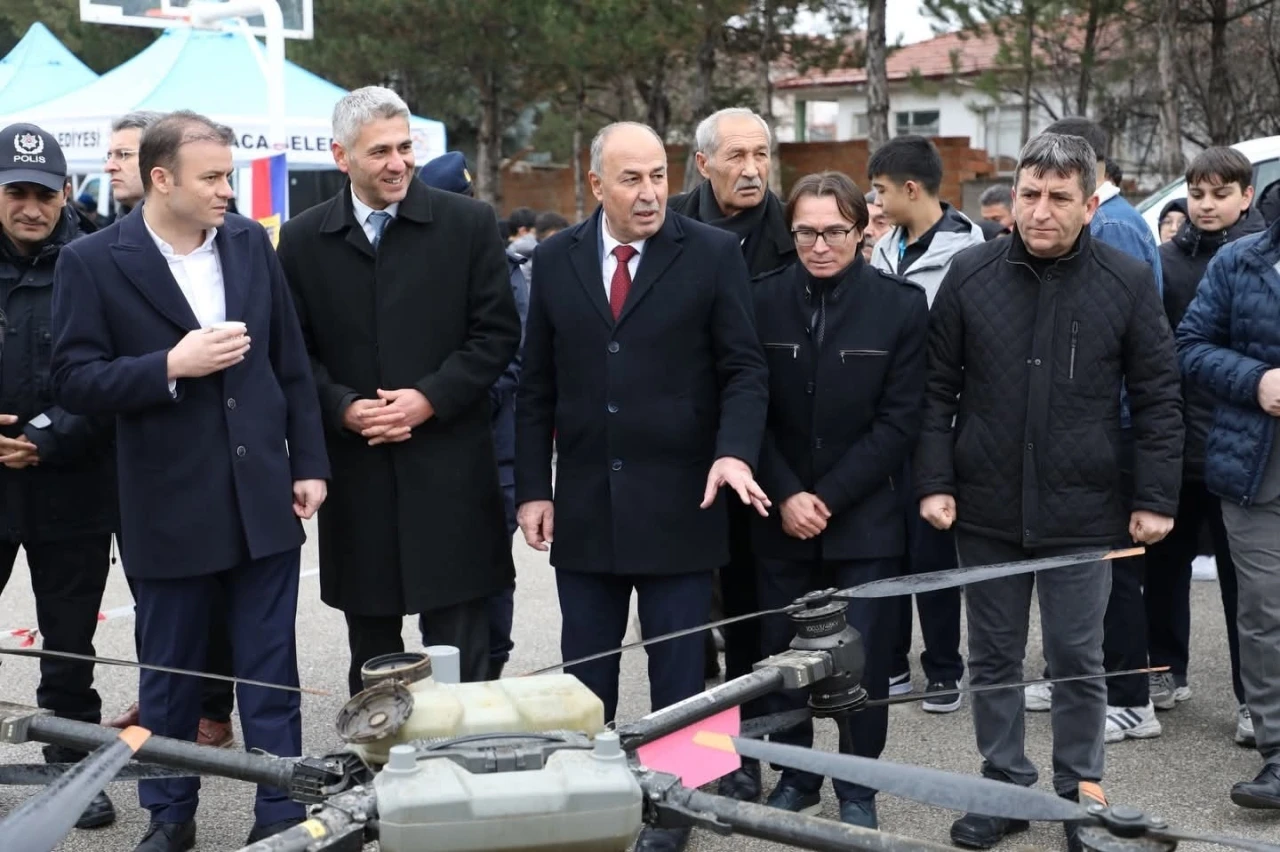 Yerli Malı Haftasında milli silahlara b&uuml;y&uuml;k ilgi
