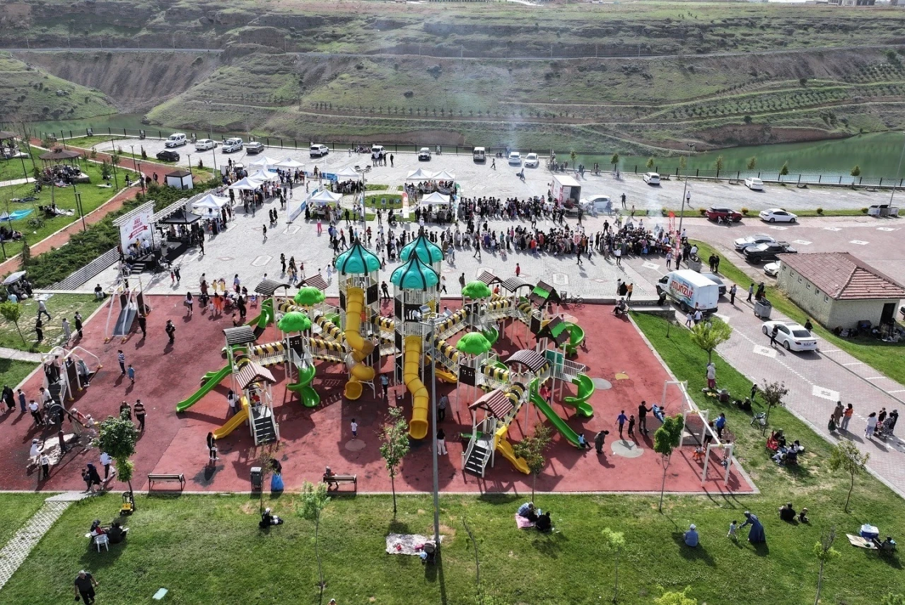 Yeşilyurt Aile Şenlikleri’nde coşku zirveye çıktı
