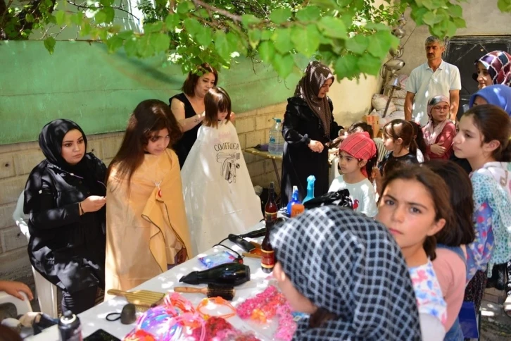 Yeşilyurt’ta ‘iyilik makası’ projesiyle çocukların yüzü gülüyor