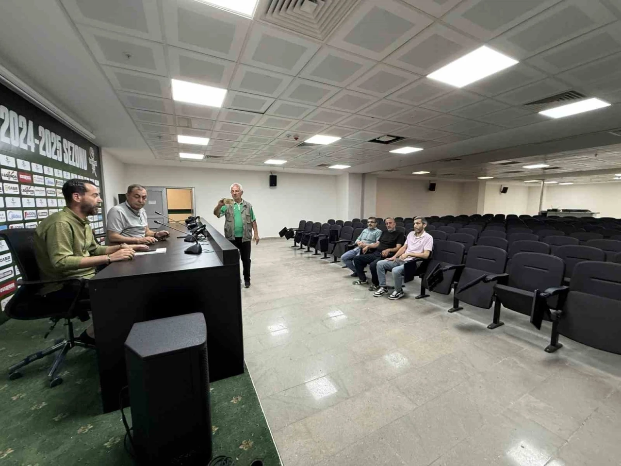 Yeterli çoğunluk sağlanamadı: Sakaryaspor’un geleceği 8 Haziran’da belirlenecek
