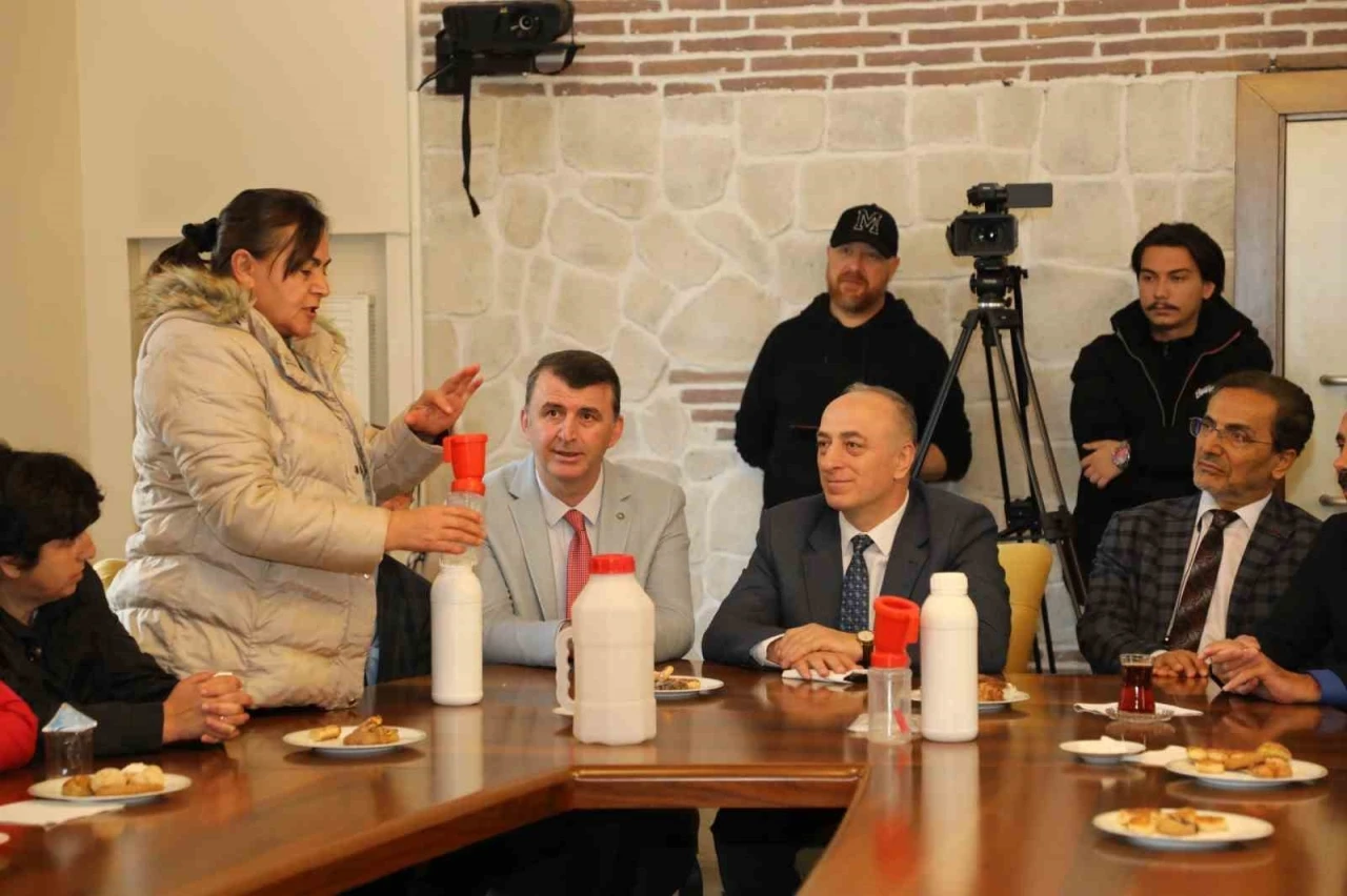 Yetiştiricilere süt hijyeni eğitimi
