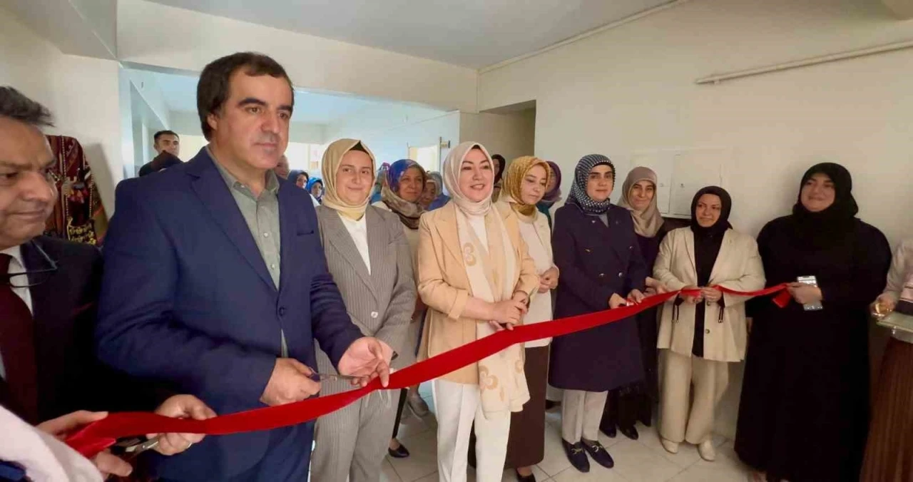 Yıl boyu hazırladıkları ürünleri gururla sergilediler
