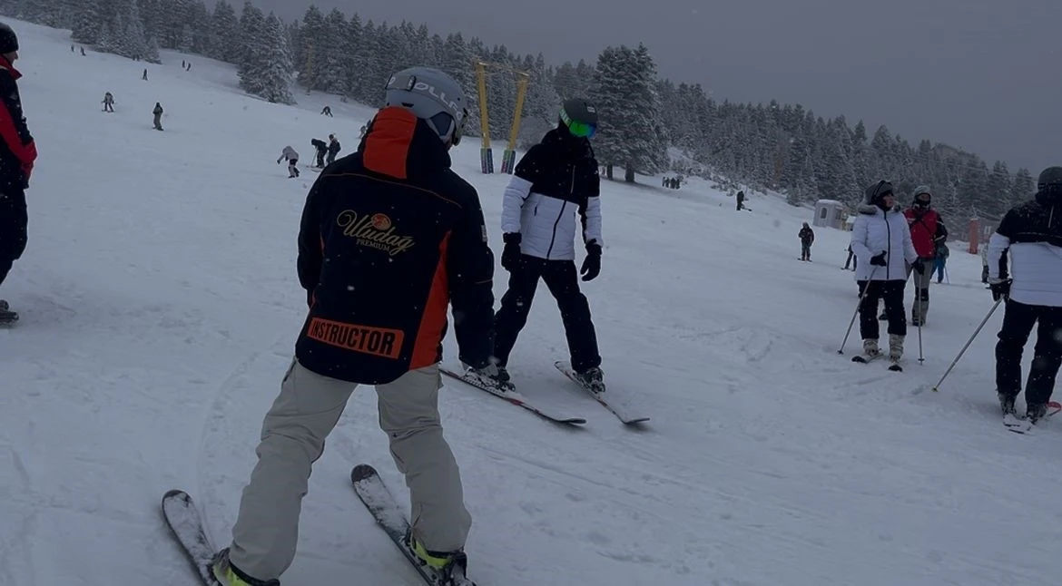 Yılbaşında turistlerin g&ouml;zdesi Uludağ oldu
