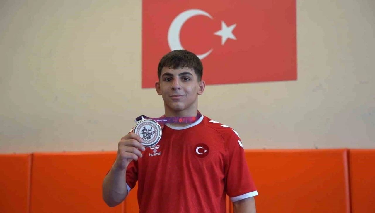 Yıldırım’ın milli gururu Yusuf İslam Kara Avrupa ikincisi
