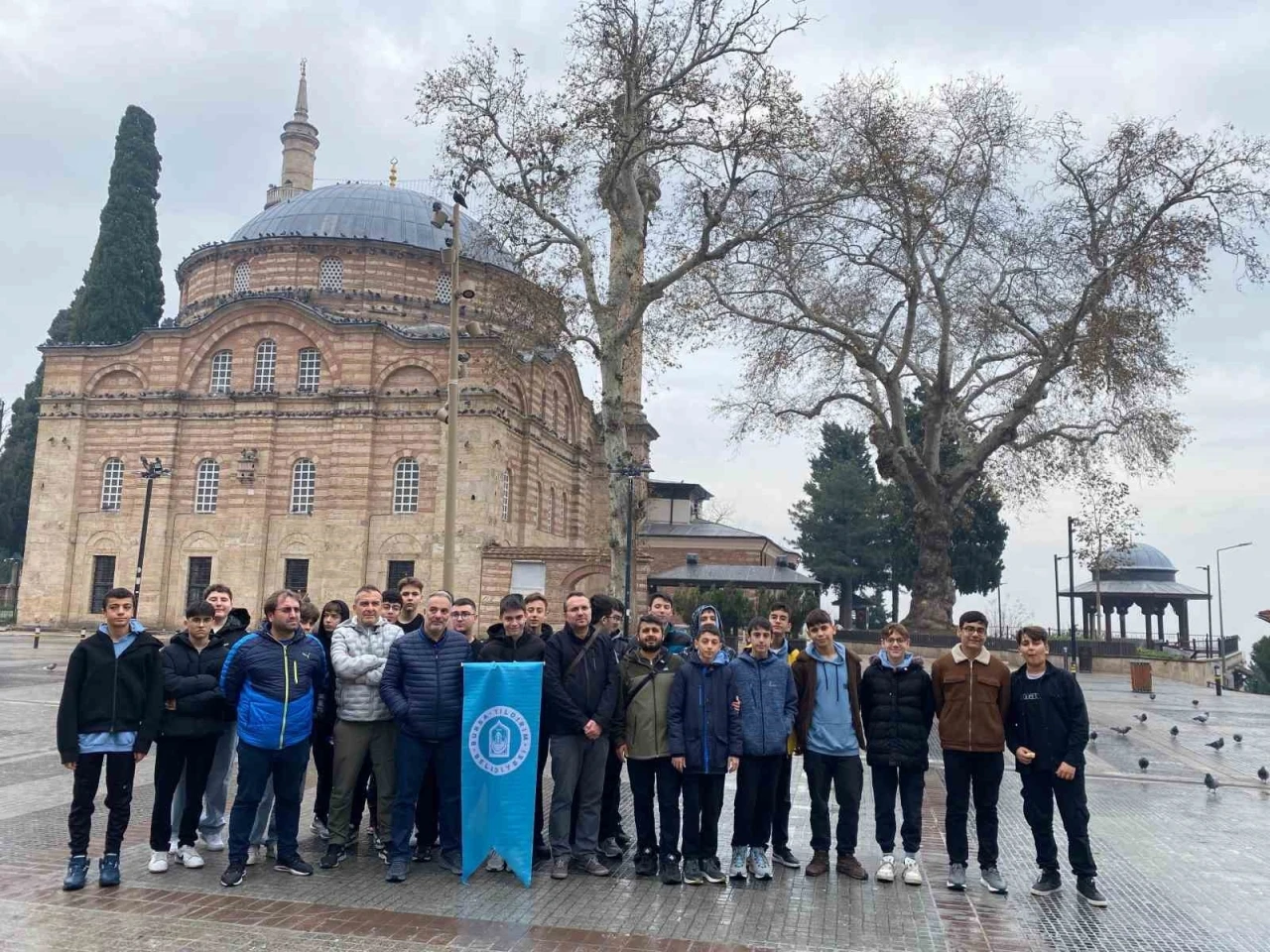 Yıldırımlı gen&ccedil;lerden tarihi yolculuk
