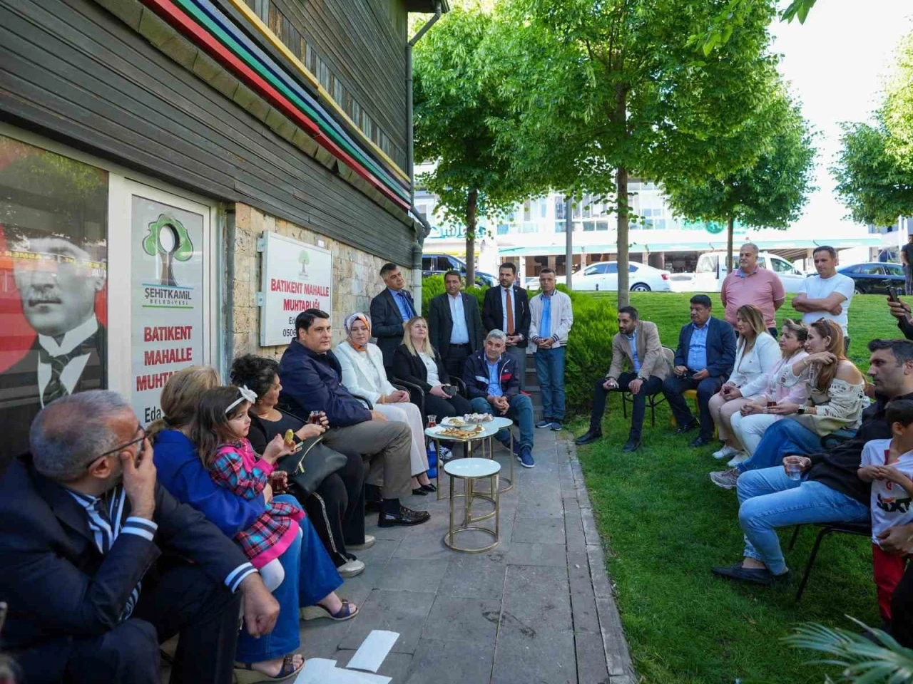 Yılmaz’a Batıkent’te yoğun ilgi
