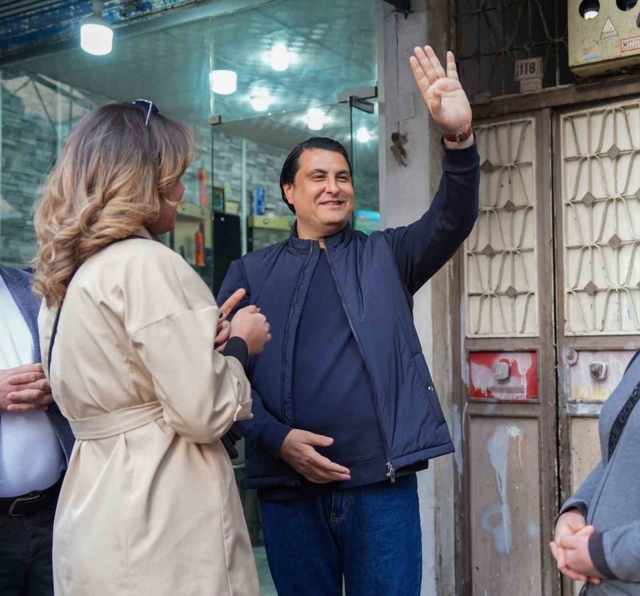 Yılmaz’dan Karşıyaka’ya kütüphane müjdesi
