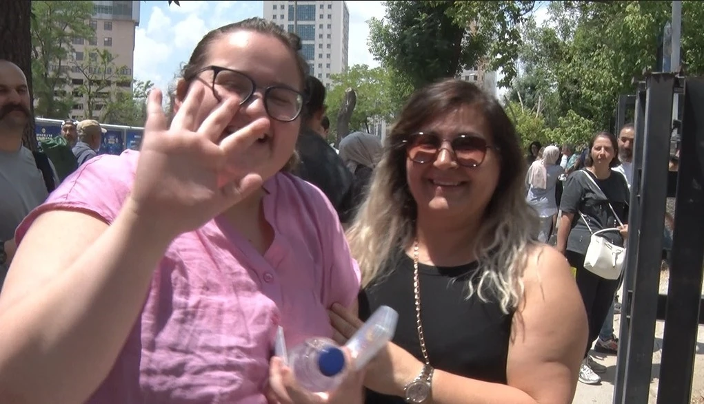 YKS’nin birinci oturumu olan TYT sona erdi: Adaylar AYT’ye odaklandı
