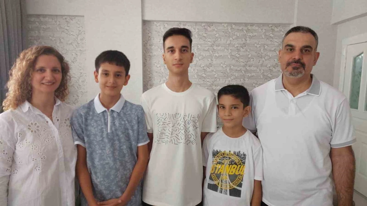 YKS Türkiye birincisi Ahmet Eren Özyurtseven İHA’ya konuştu