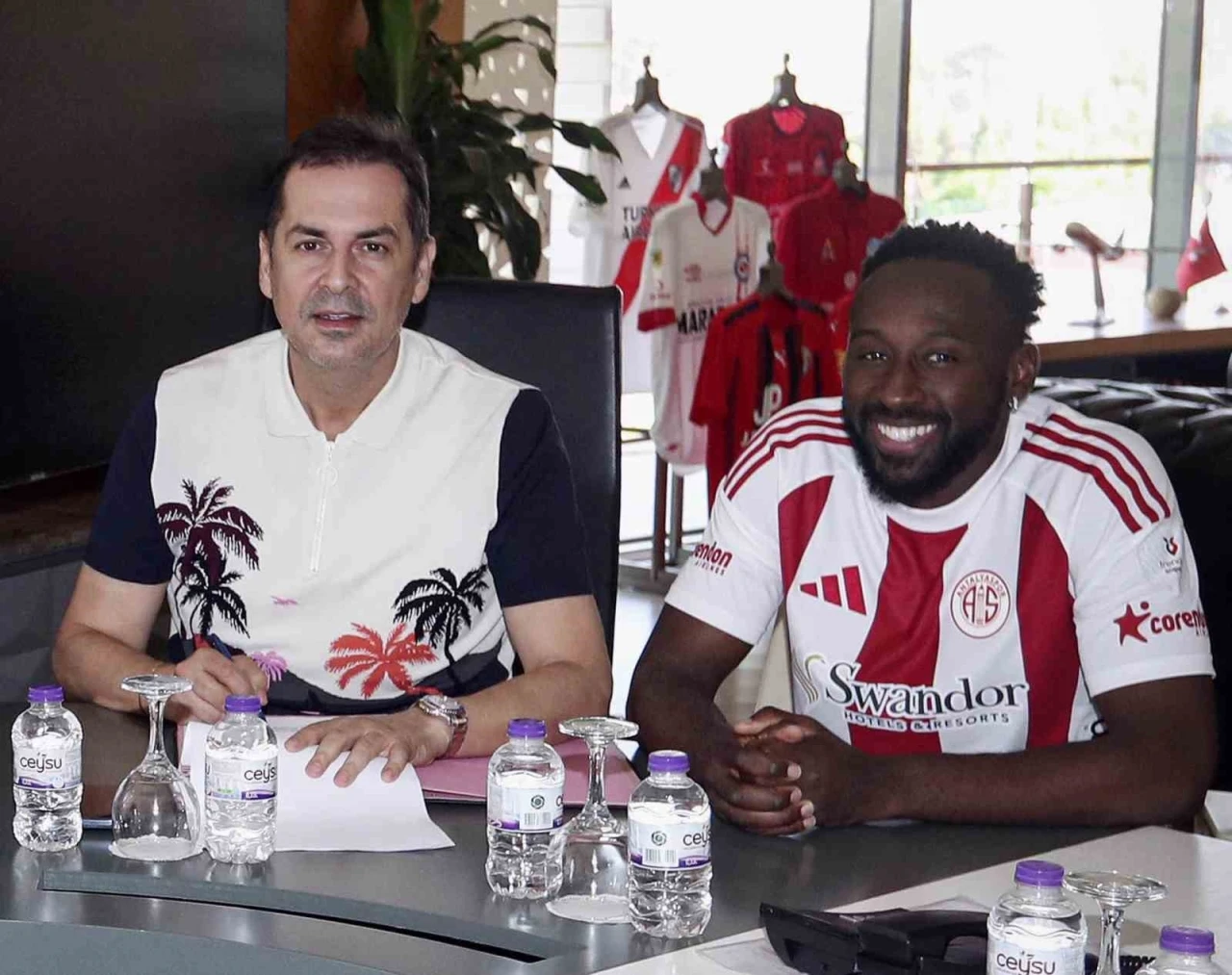 Yohan Boli, Antalyaspor’da
