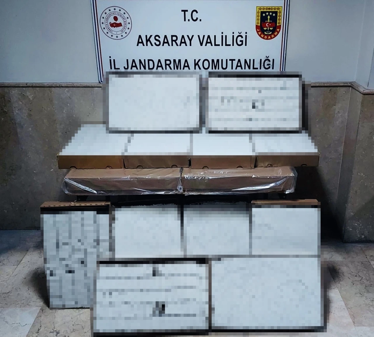 Yolcu otobüsünde 87 bin dolu makaron ele geçirildi

