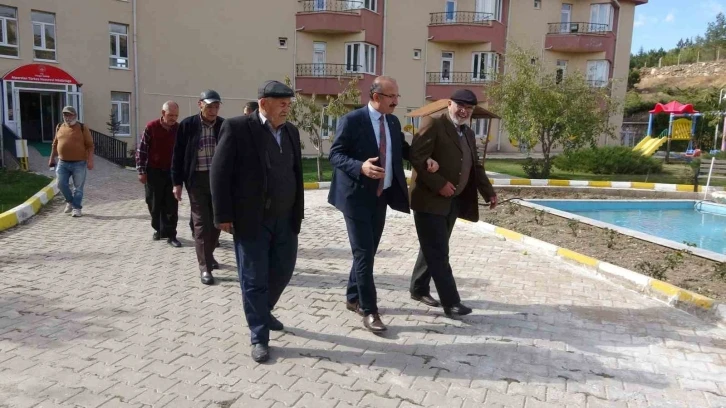 Yozgat&rsquo;ta devletin t&uuml;m imkanları depremzede huzurevi sakinleri i&ccedil;in seferber ediliyor
