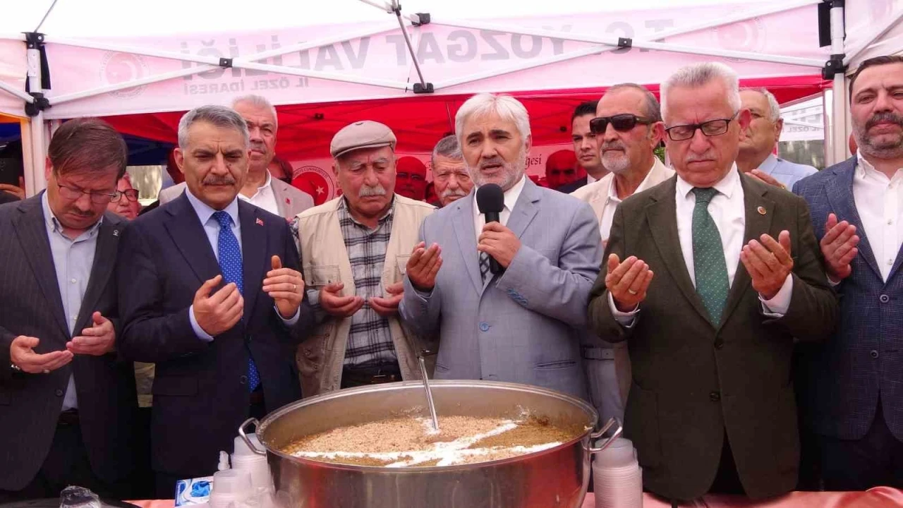 Yozgat&rsquo;ta d&uuml;zenlenen Aşure G&uuml;n&uuml; programı yoğun ilgi g&ouml;rd&uuml;
