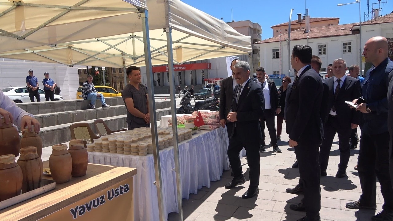 Yozgat’ta en lezzetli ‘anne kurabiyesi’ yarıştı

