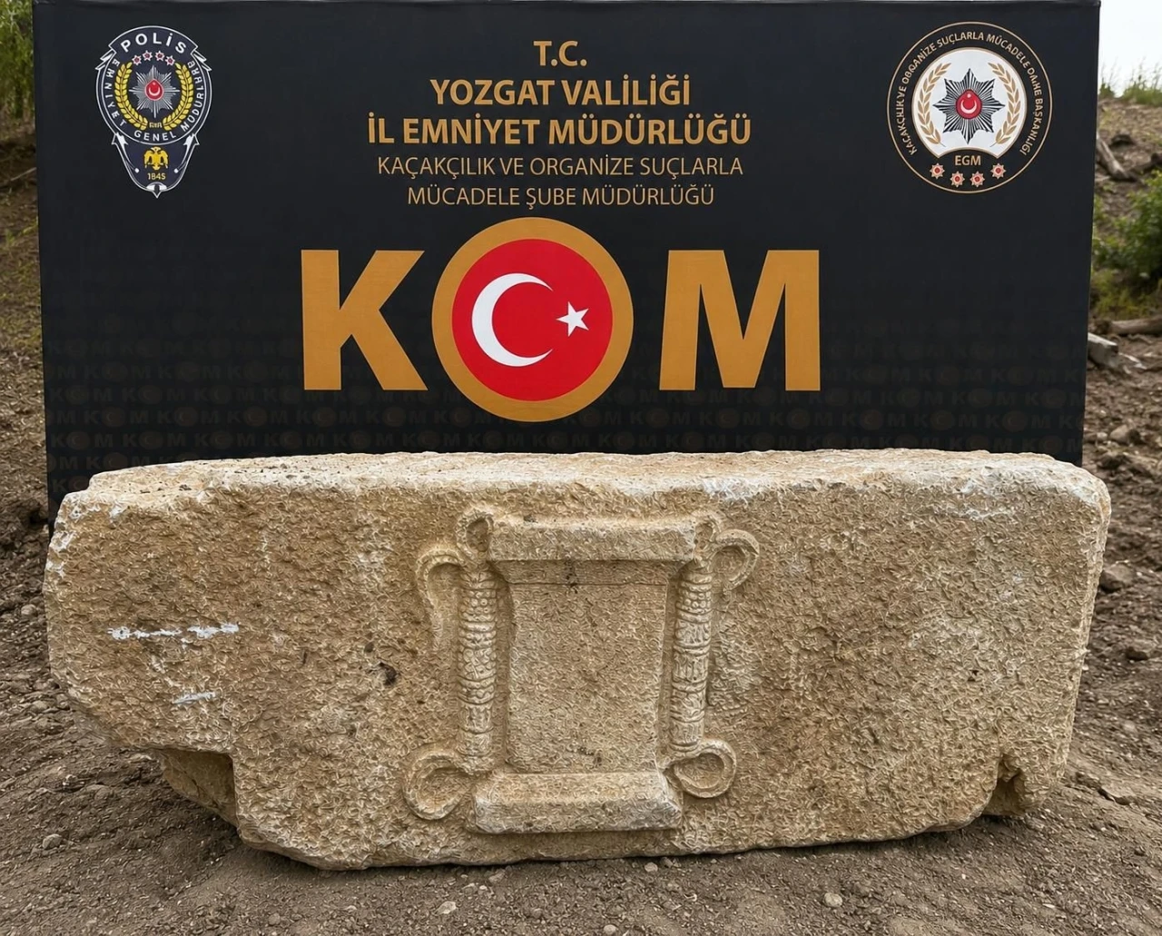 Yozgat&rsquo;ta iki bin yıllık olduğu değerlendirilen lahit bulundu
