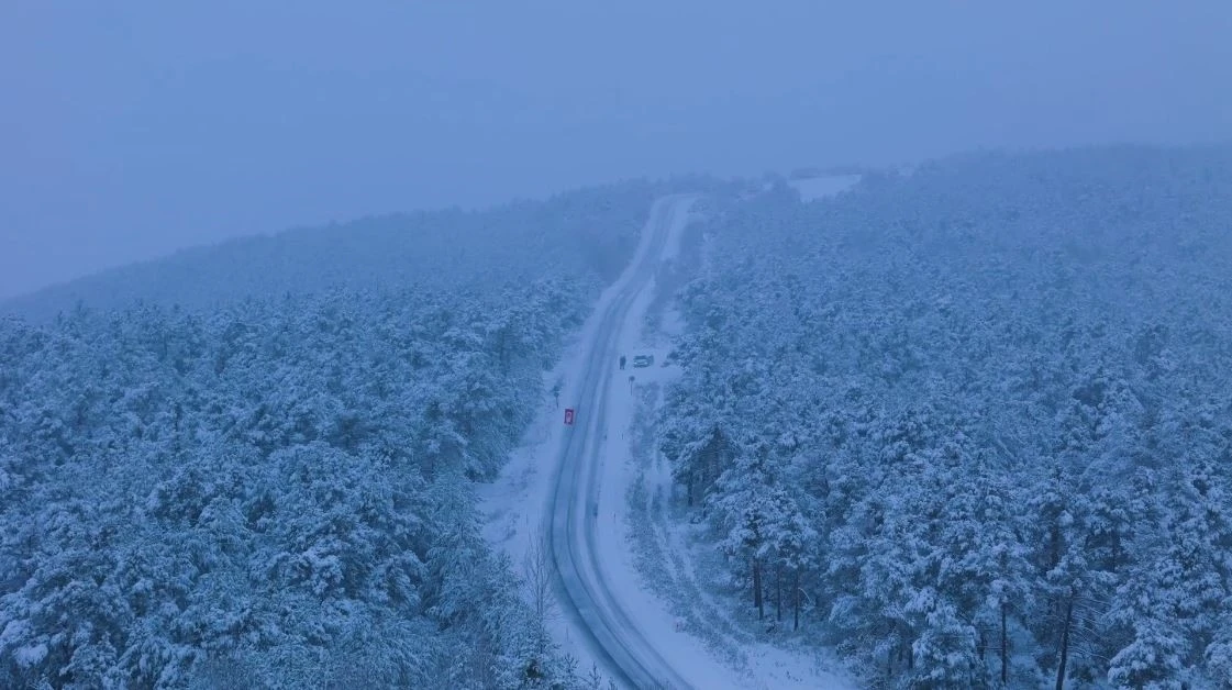 Yozgat’ta mevsimin ilk karı yağdı

