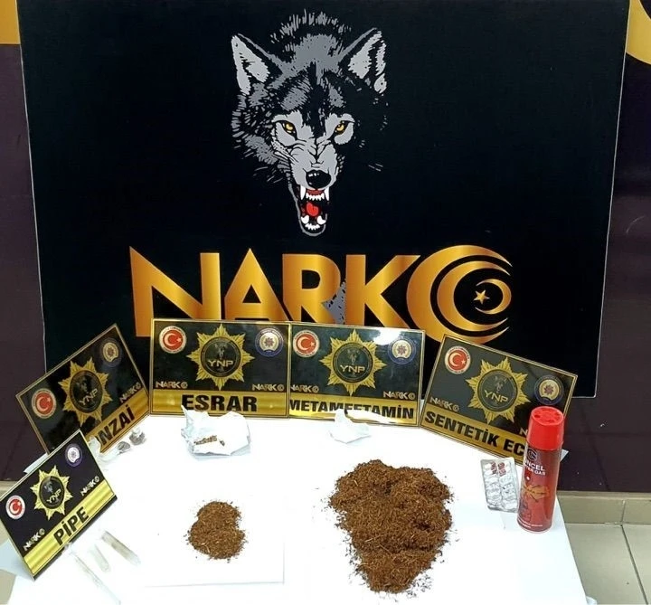 Yozgat&rsquo;ta uyuşturucu ele ge&ccedil;irildi: 5 g&ouml;zaltı
