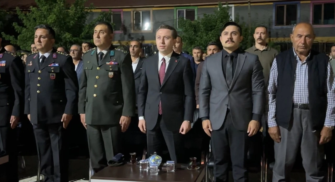 Y&uuml;ksekova&rsquo;da 15 Temmuz Demokrasi ve Milli Birlik G&uuml;n&uuml; programı
